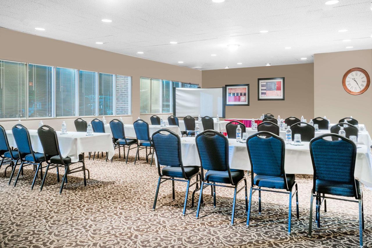 Days Inn Hotel & Conference Center La Crosse Luaran gambar